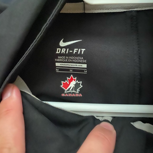 Hockey night in Canada jacket - Picture 2 of 3